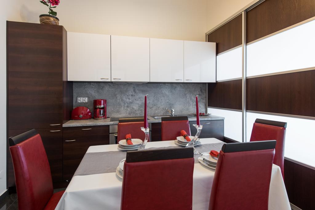 Neo Apartments Krakow Luaran gambar