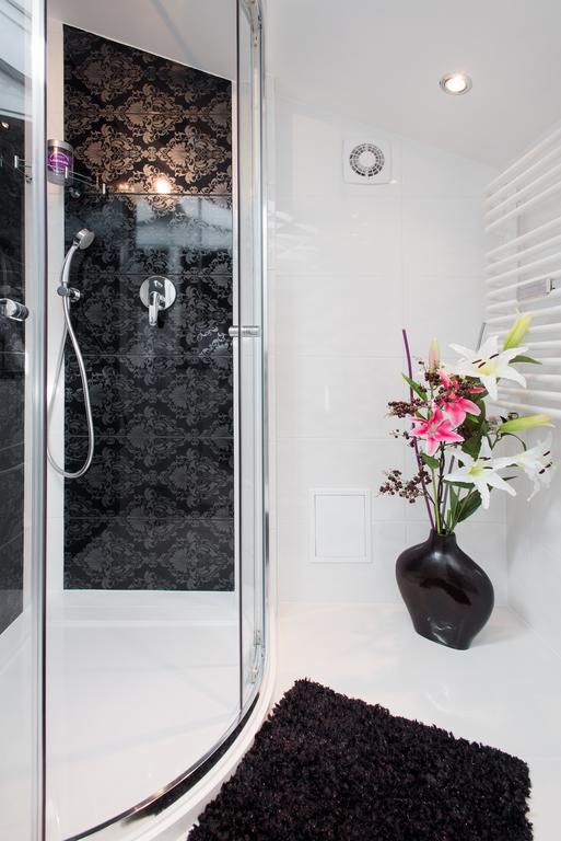 Neo Apartments Krakow Luaran gambar