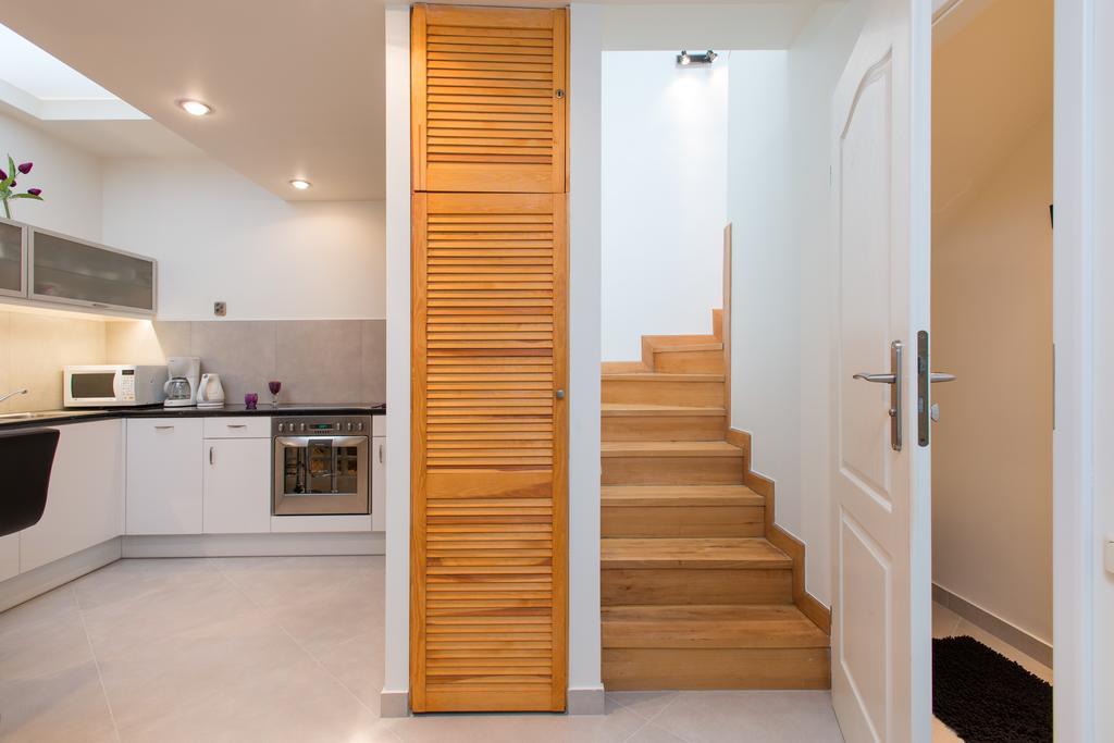Neo Apartments Krakow Luaran gambar